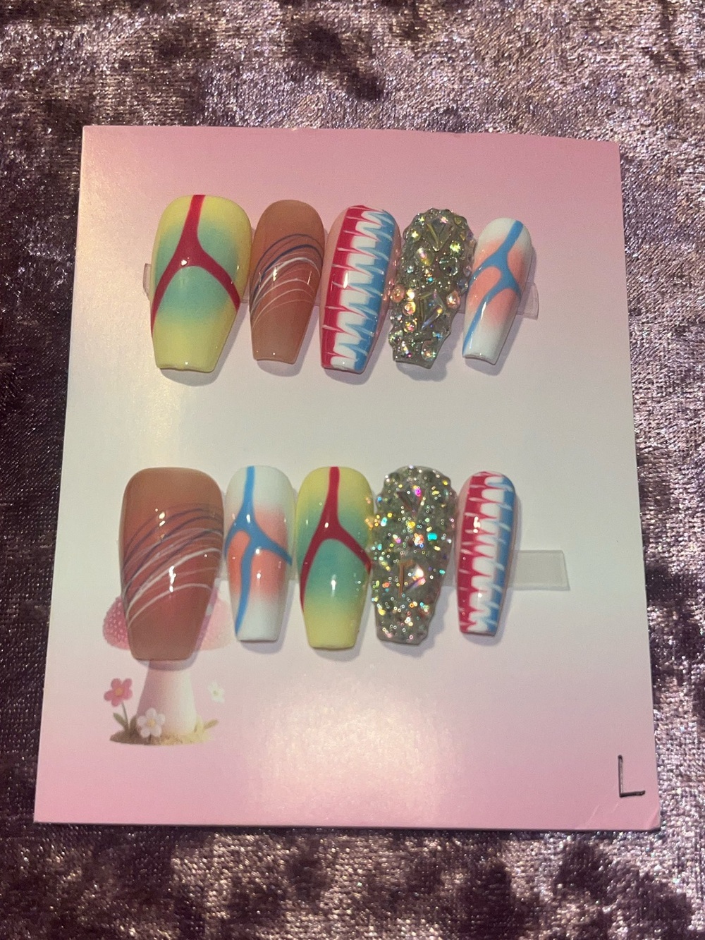 Press-On Nail Set with Multicolor Gradient & Glitter Accents